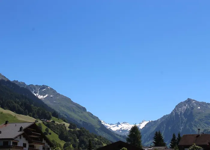 Apartament Hus Pravis *